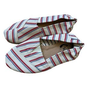 Comfortable brand slip on shoes red blue stripe 39 7.5